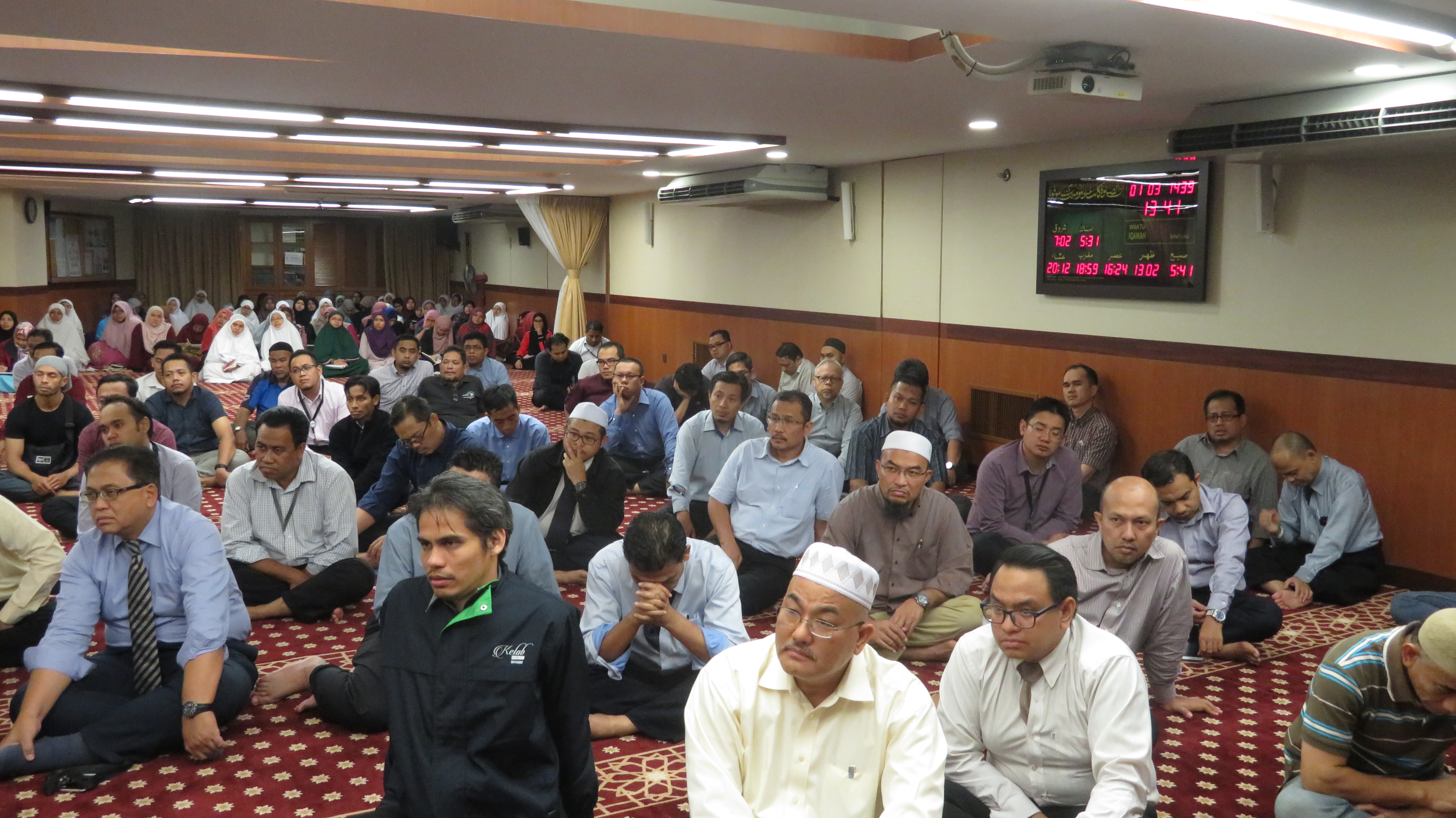 Kuliah Zohor Perdana bersama Ustaz Wan Sohor Bani Leman | Surau Wakaf